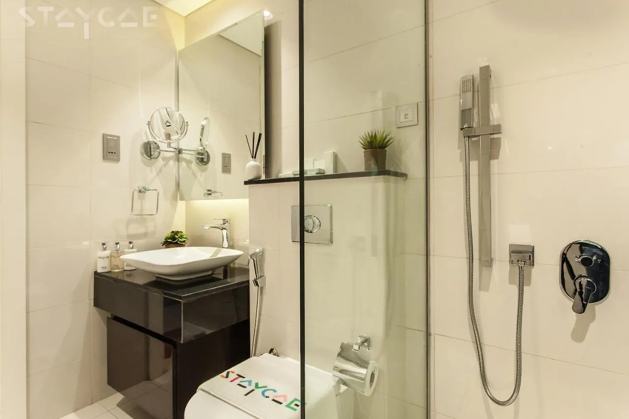 Staycae Holiday Homes - Majestine Dubai